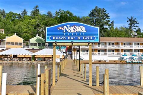 The naswa resort - Lakefront cottages, motel, and studio suites, most with lake views. The Blue Bistro serves brilliantly crafted cuisine or dine at NazBar & Grill at the water's edge with 1000 ft beach.